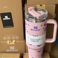 The Quencher H2.0 Flowstate™ Tumbler Stanley Cup