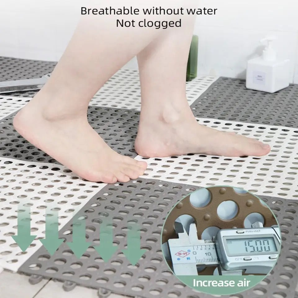 Bathroom Mat – Non-Slip Interlocking Drainage Tile