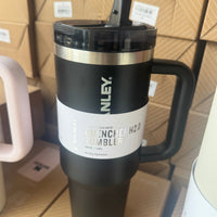 The Quencher H2.0 Flowstate™ Tumbler Stanley Cup